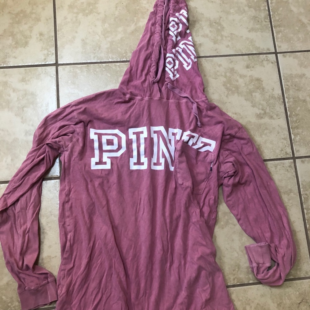 VS PINK pullover